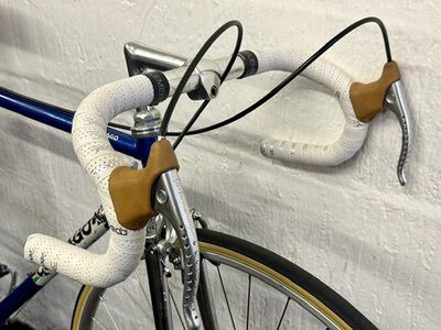 Colnago Super - Early 80s click to zoom image