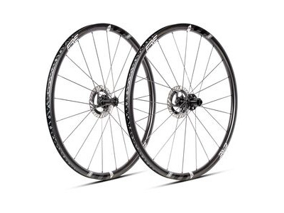 ERE Research Genus II SL30-R Carbon wheels Shimano HG Team Edition click to zoom image