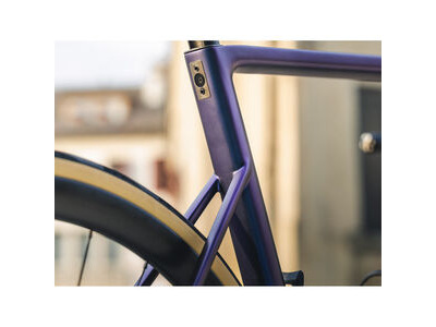 Basso Astra Disc Frameset Chameleon click to zoom image
