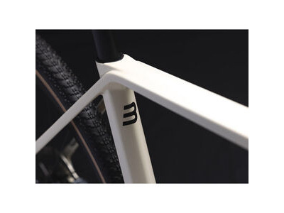Basso Palta Off White Frameset click to zoom image