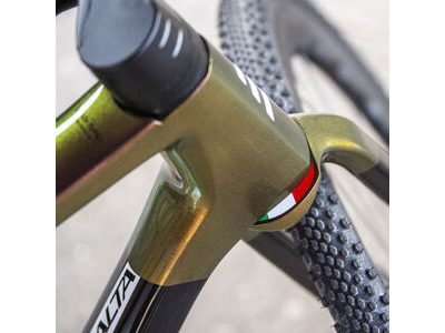 Basso Palta White Poseidon Frameset click to zoom image