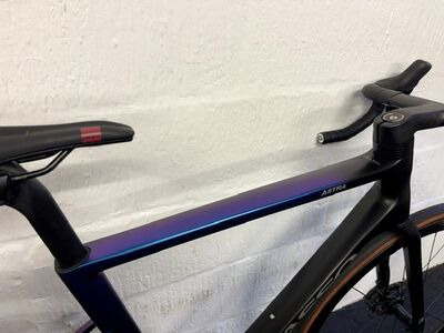 Basso Astra Ultegra Di2 Genus II CL45 click to zoom image