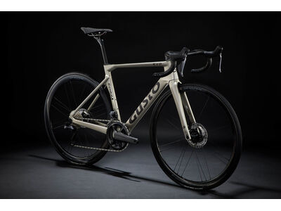 Gusto Cobra EVO Sport Legend - Shimano 105 Di2 12 Speed