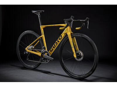 Gusto GTR Pro Legend- Shimano Ultegra Di2 12 Speed