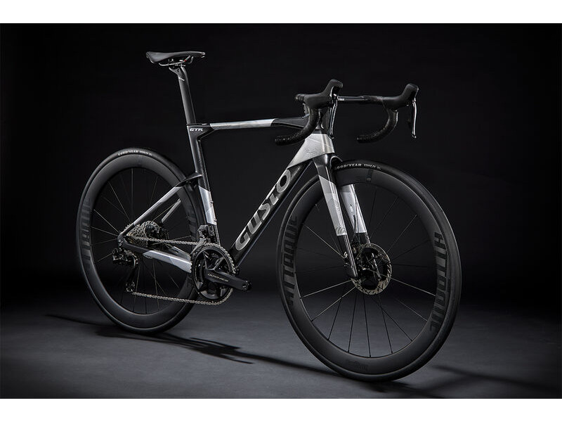 Gusto GTR Max -  Shimano Dura Ace Di2 12 Speed click to zoom image